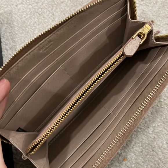 PRADA Saffiano long Wallet - Picture 8 of 15
